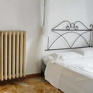  Quarto em Acomodações Particulares Urban